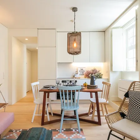 Hotel Almaria - Edificio Officina Real Lizbona