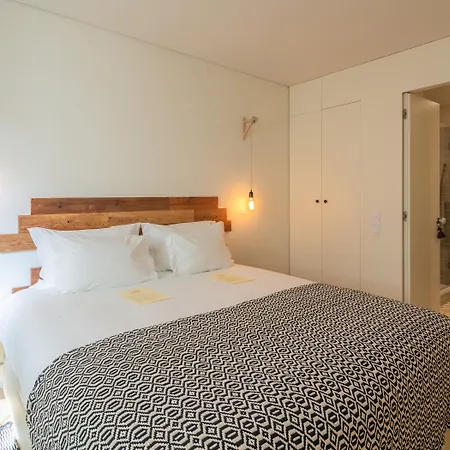 Almaria - Edificio Officina Real Lisboa