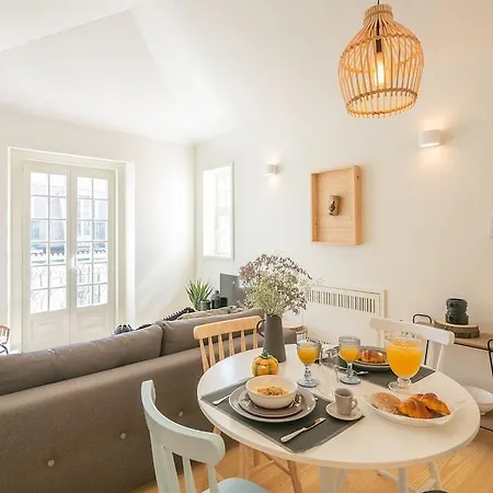 Almaria - Edificio Officina Real Hotel Lisboa