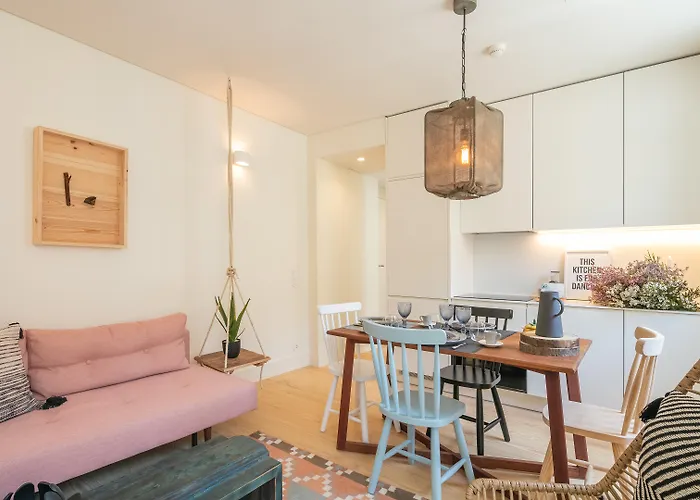 Almaria - Edificio Officina Real