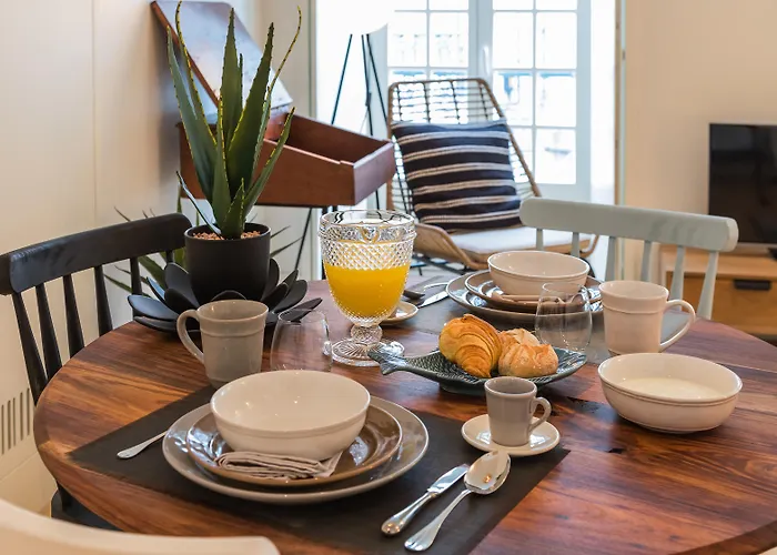 Almaria - Edificio Officina Real