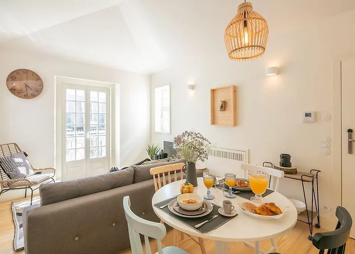 Almaria - Edificio Officina Real Hotel Lisboa