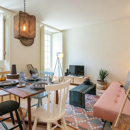 Almaria - Edificio Officina Real Lisbon