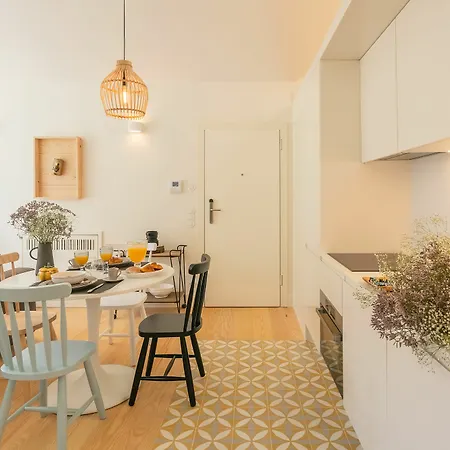 Almaria - Edificio Officina Real ホテル 4*