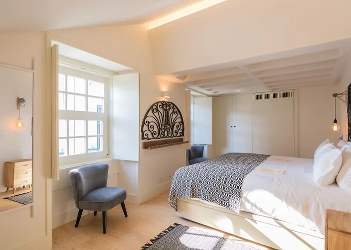 Almaria - Edificio Officina Real Lisbon