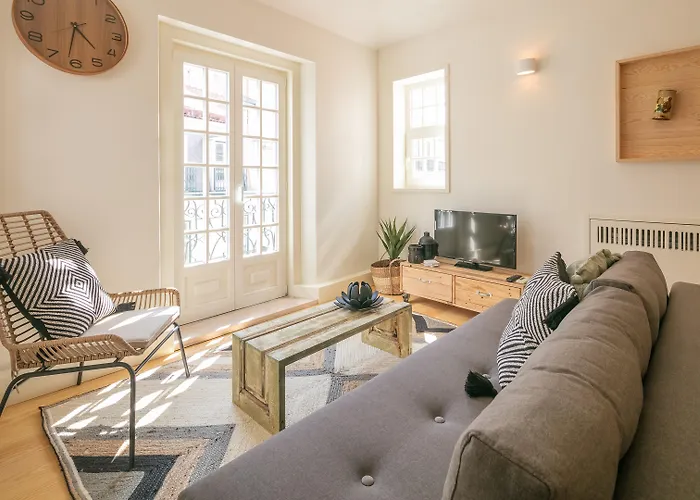 Almaria - Edificio Officina Real Hotel Lisbon