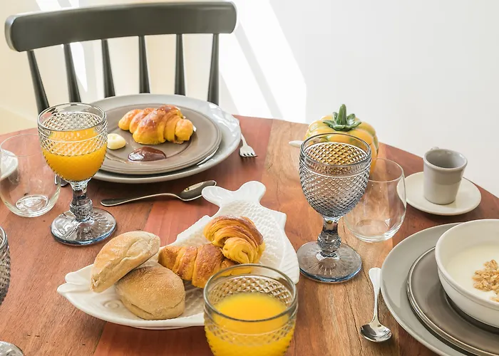 Almaria - Edificio Officina Real Hotel