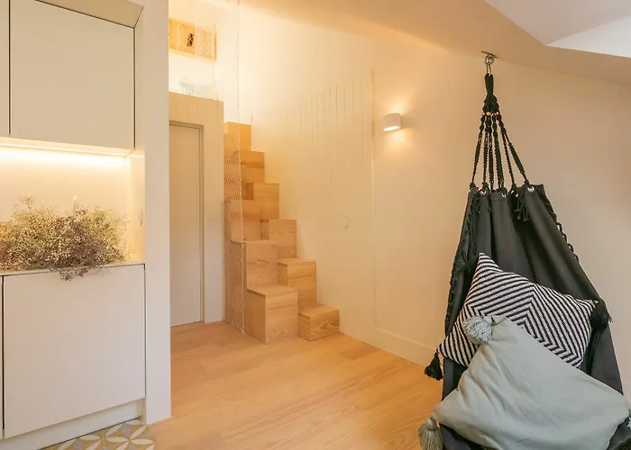 Almaria - Edificio Officina Real Hotel Lisbon