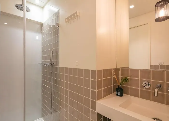 Hotel Almaria - Edificio Officina Real 4*