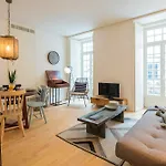 Almaria - Edificio Officina Real Hotell 4*