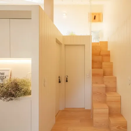 Almaria Edificio Officina Real アパート *