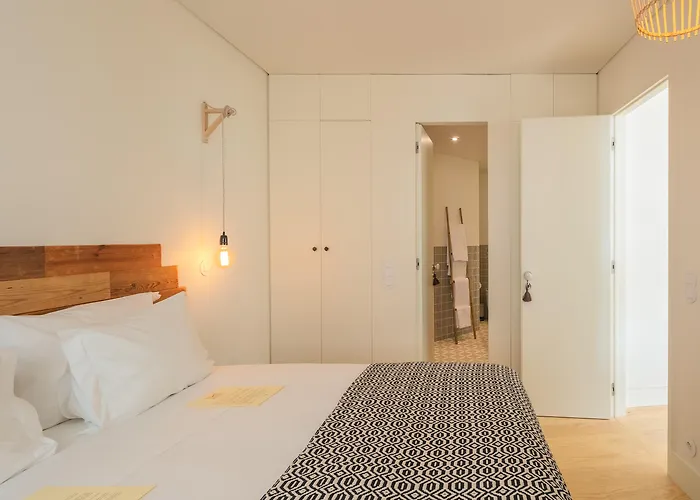 Almaria - Edificio Officina Real