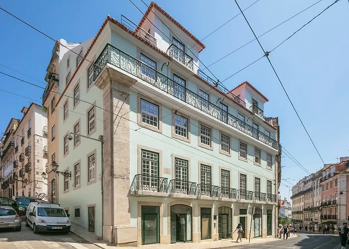 Almaria - Edificio Officina Real Szálloda