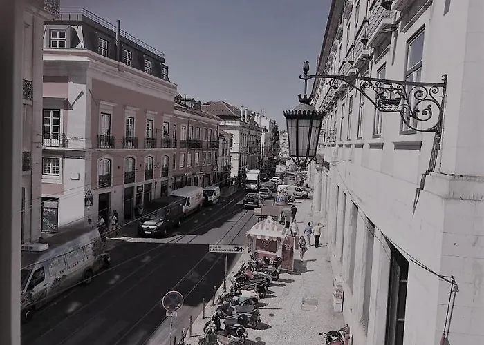 Almaria - Edificio Officina Real Szálloda 4*